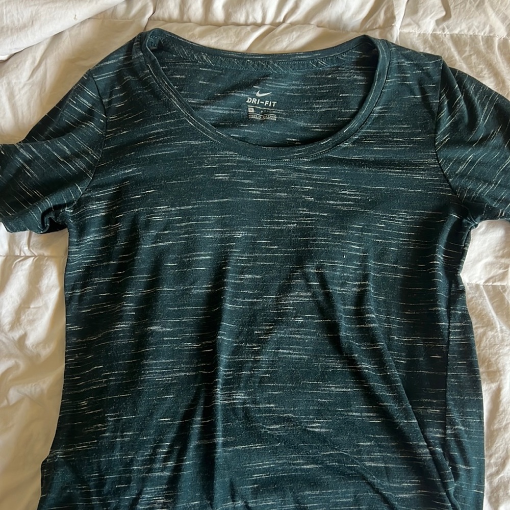 Nike dry fit tee
